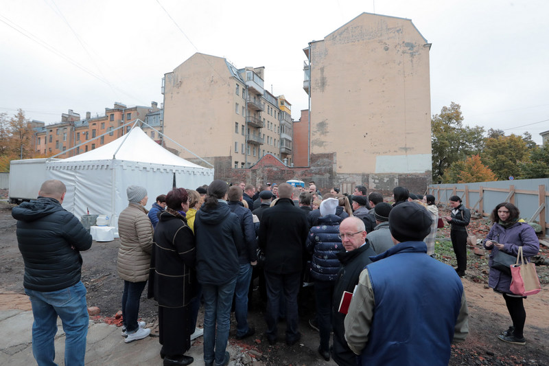 Жители Петроградской стороны протестуют против уплотнительной застройки