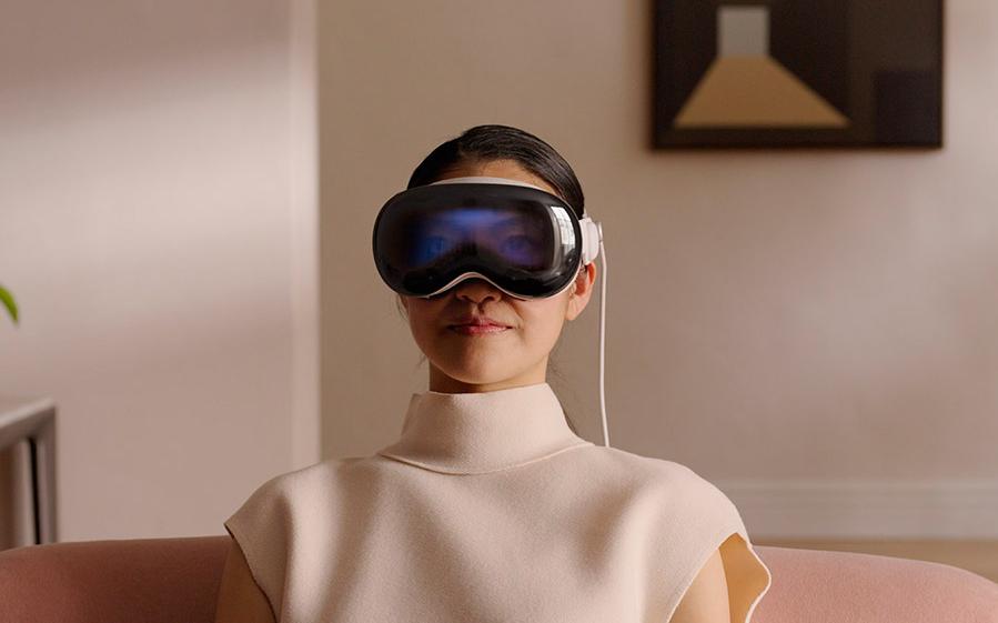 Apple представила свои первые очки смешанной реальности