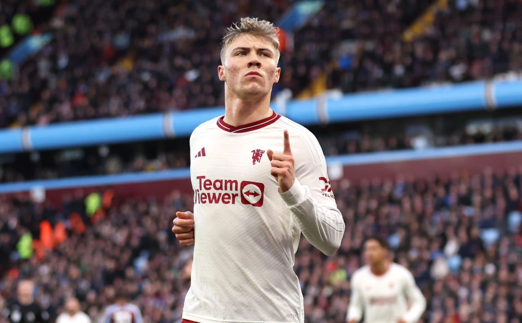 Catherine Ivill / Getty Images