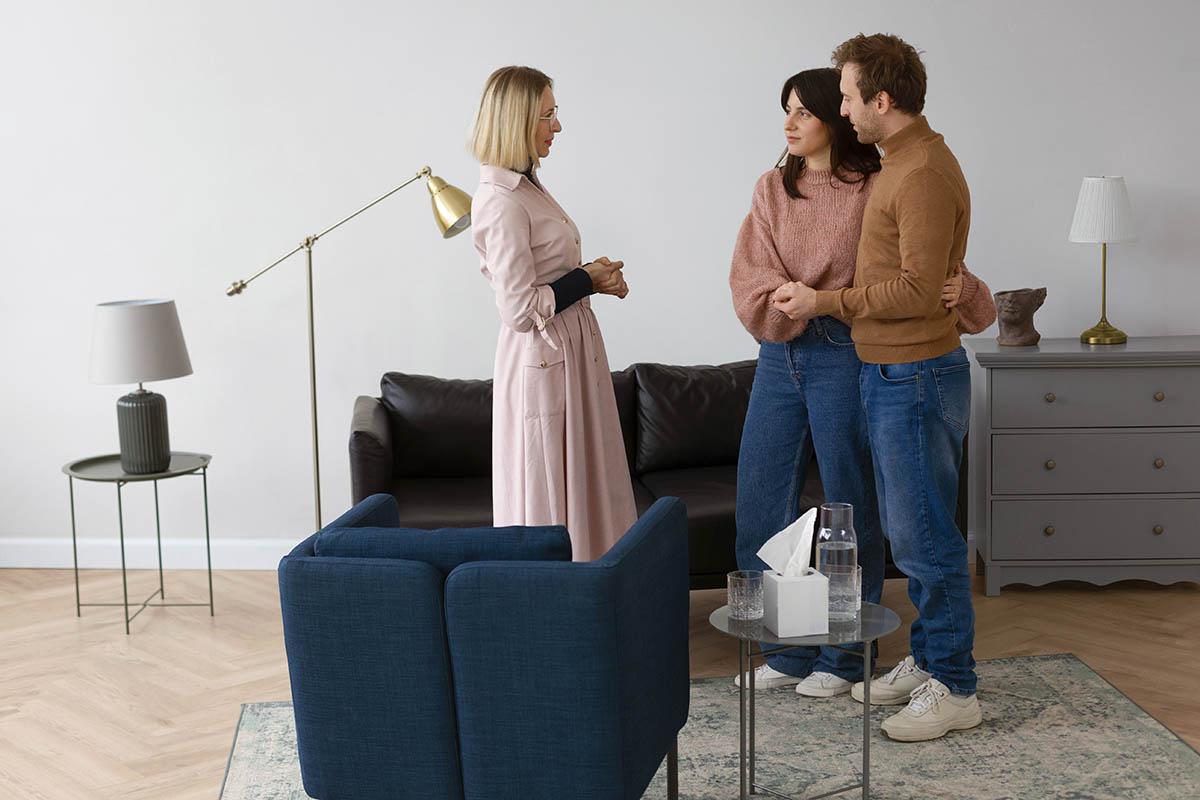 Знание рынка, депозит и грамотное общение: как быстро снять квартиру