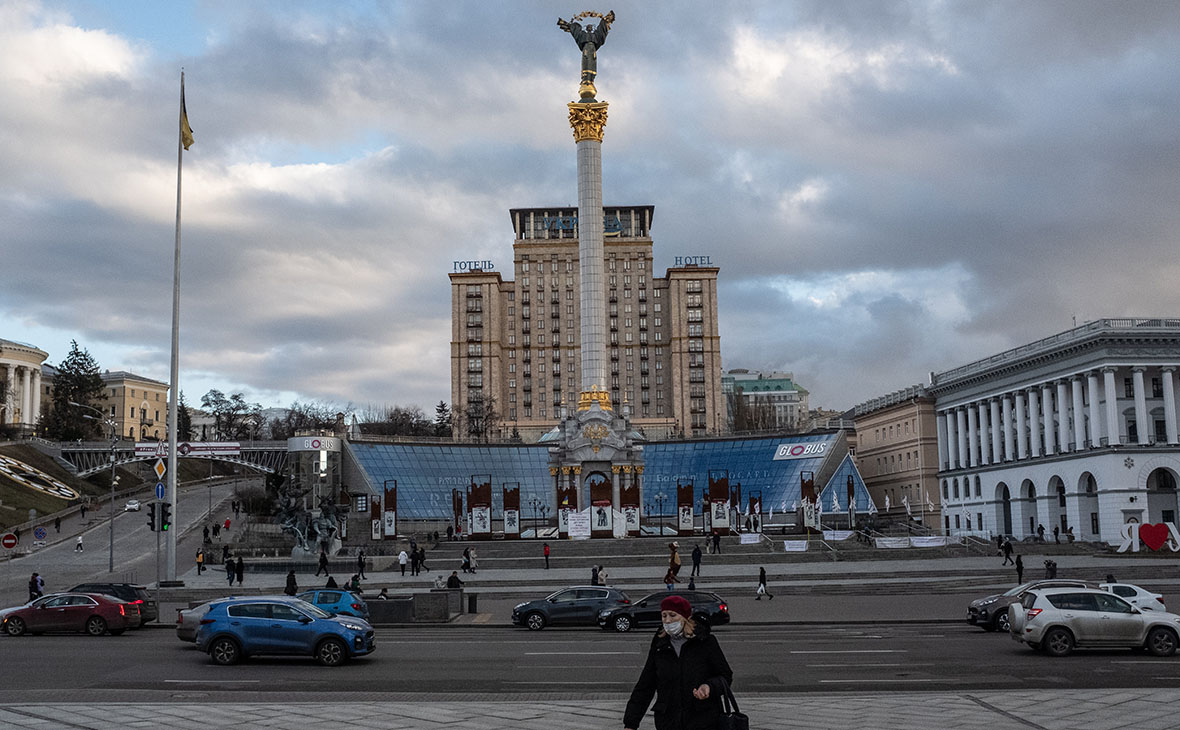 Россия возвращает военных с учений у границ. Главное"/>













