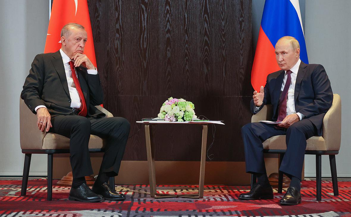 Реджеп Тайип Эрдоган и Владимир Путин&nbsp;во время встречи на полях саммита Шанхайской организации сотрудничества (ШОС) в Самарканде, Узбекистан