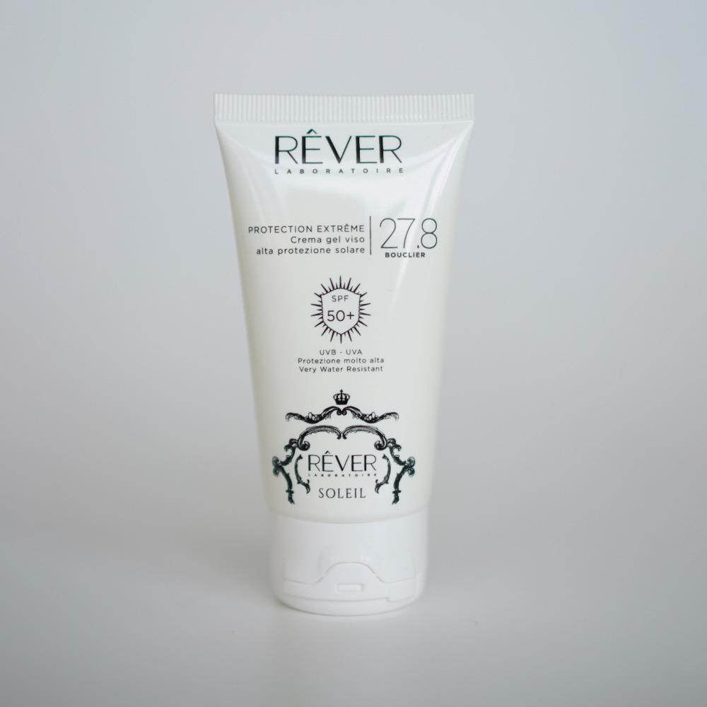 Солнцезащитный крем-гель SPF 50 + 27.8, Protection Extreme, R&ecirc;ver, 6250 руб. (rever-lab.ru)