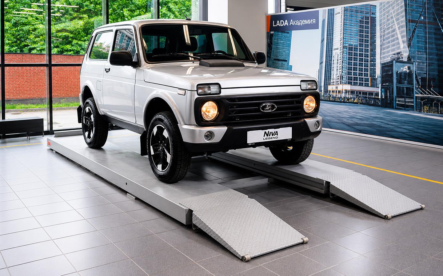 Lada Niva Legend