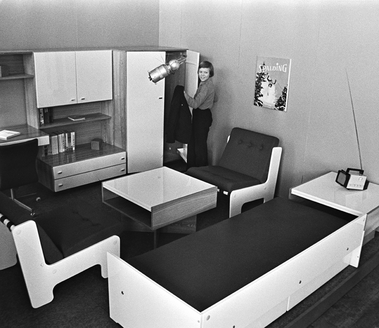 Мебель Пярнуского деревообрабатывающего комбината &laquo;Вийснурк&raquo;. Эстонская ССР, 1976 год
