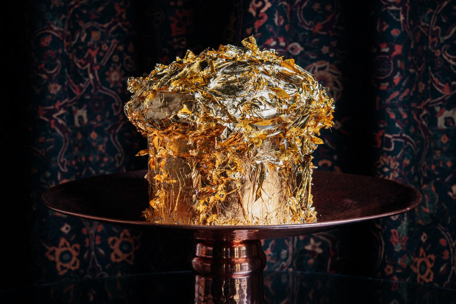 10 вау-куличей на Пасху: Фудзияма, кокошник и золото