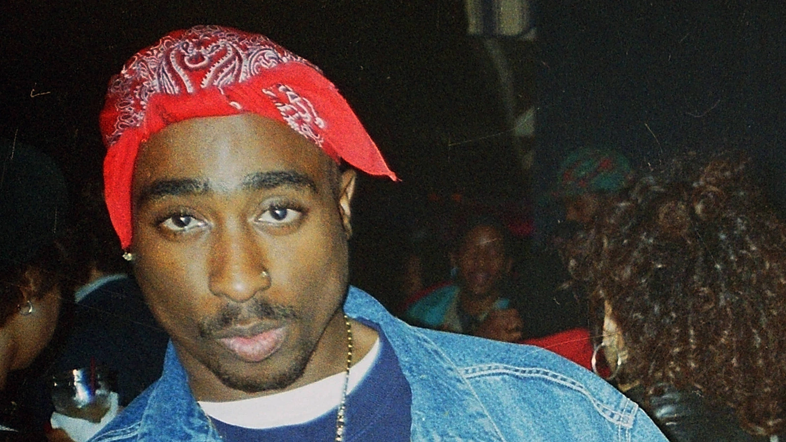 Рэпер Тупак Шакур (2Pac)