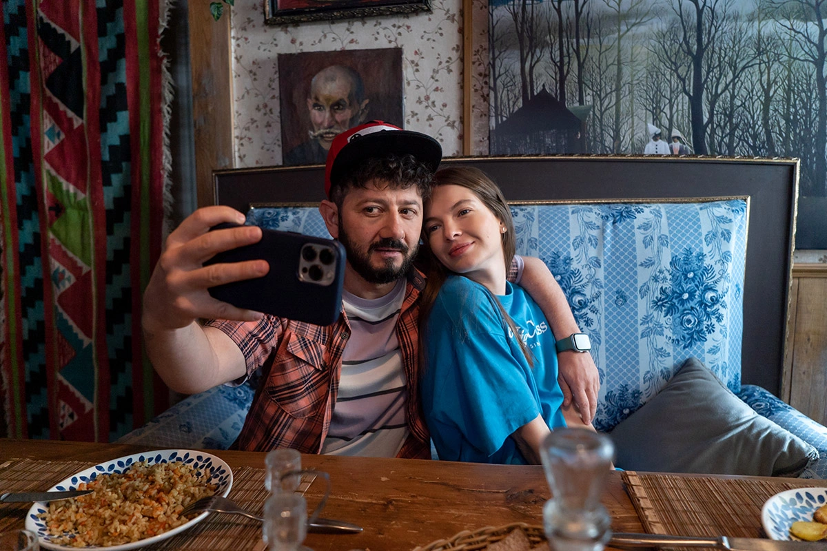 Фото со съемок фильма «Уволить Жору»