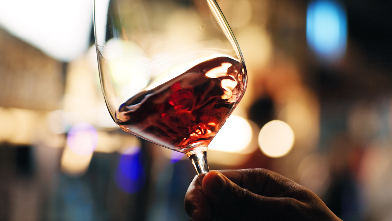 Футбольный тренер назвал «нестрашное» количество вина, выпитого после игр