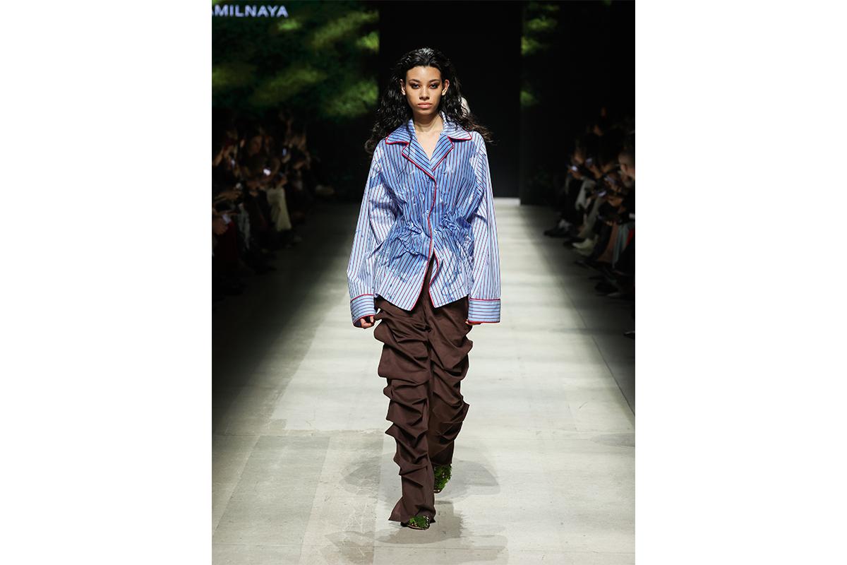 Yana Besfamilnaya LOOKS