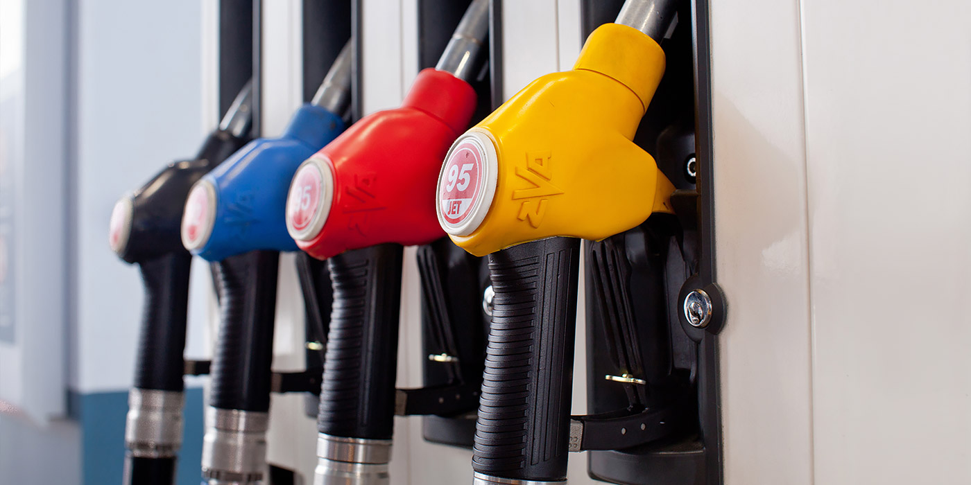 «Не хватает установок». Что будет с ценами на бензин осенью