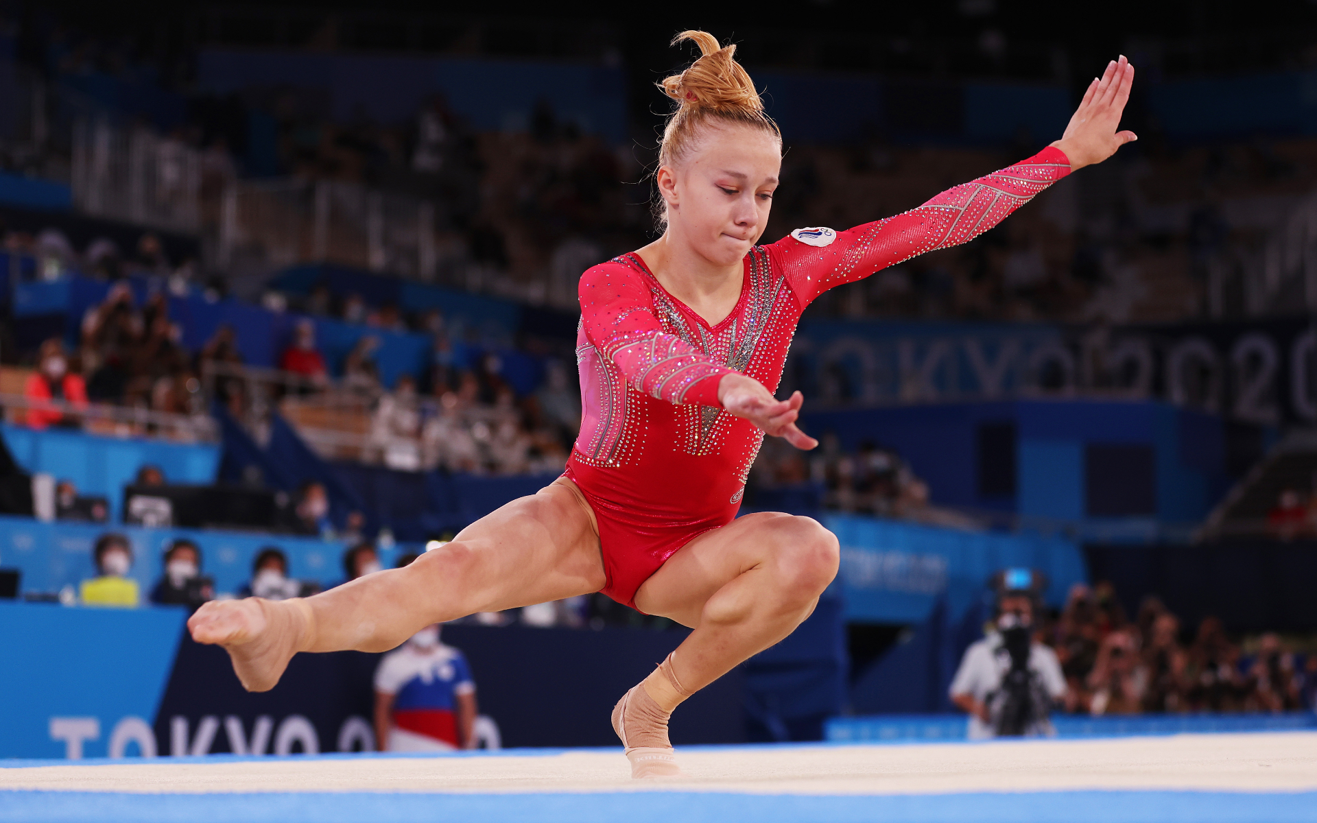 Чемпионка Токио Листунова пропустит ЧМ по гимнастике из-за травмы :: Другие  :: РБК Спорт