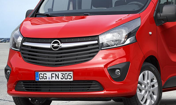 Компания Opel рассекретила пассажирский Vivaro