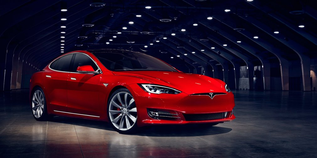 Tesla стала самым дорогим автоконцерном США