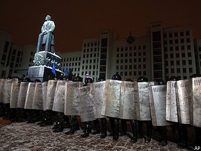 Выборы в Белоруссии привели к массовым протестам оппозиции