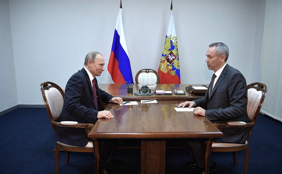 Мэру Новосибирска Анатолию Локтю не удалось встретиться с президентом России и попросить у него денег на строительства метро