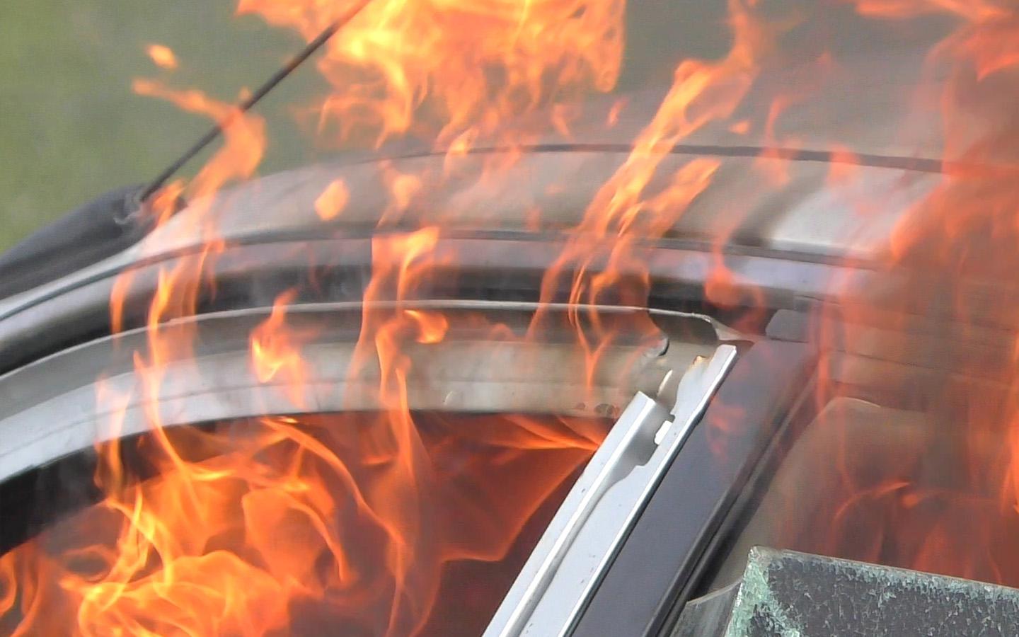 GAC обещал выяснить причину возгорания своего автомобиля в России