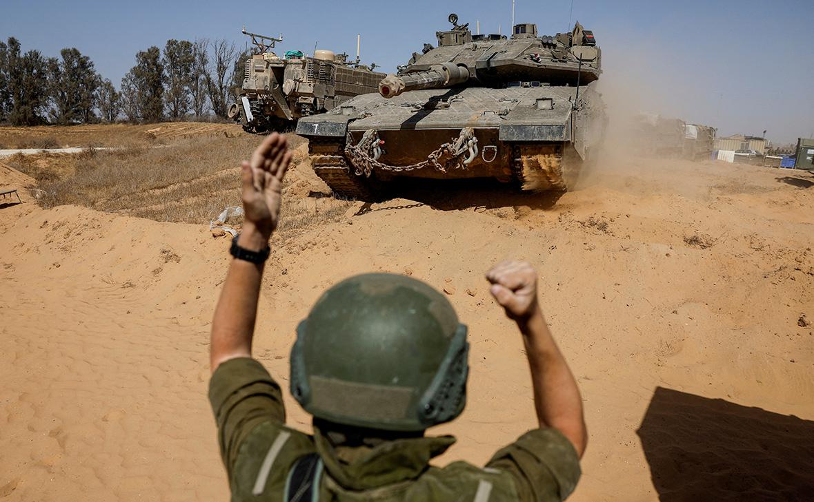 Пять израильских военных погибли под обстрелом своего танка