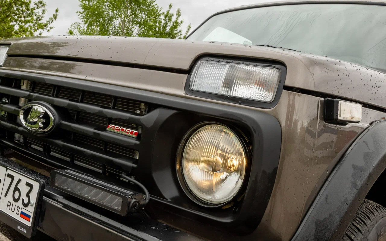 Lada Niva Sport
