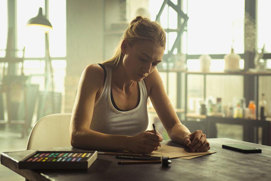 Оксана Акиньшина в фильме Антона Борматова &laquo;Синдром&raquo;, 2023 год