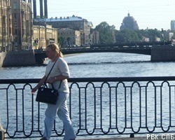 В Петербурге тепло и облачно