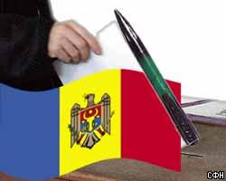 За выборами в Молдавии проследит ручка с микровидеокамерой