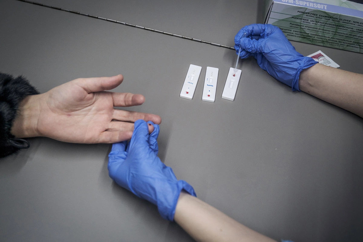 «Эту эпидемию не спрячешь»: 1 декабря — Всемирный день борьбы со СПИДом