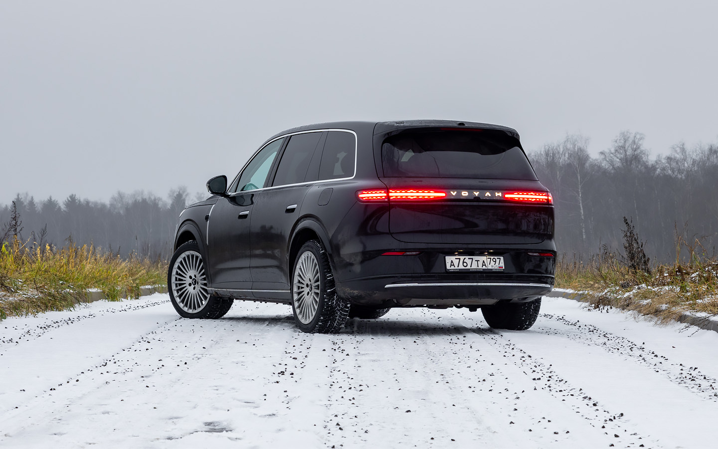 Внешность&nbsp;Voyah Taishan &mdash; от именитого ателье ItalDesign. В числе&nbsp;топовых опций &mdash; танковый разворот и режим краба