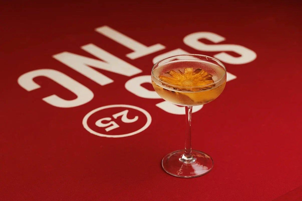 Pop-star Martini