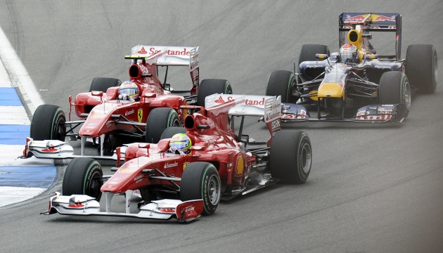 Ferrari вспомнила командную тактику