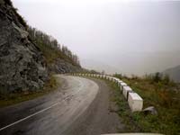 В Грузии из-за сильного снегопада и морозов закрыты несколько автомобильных дорог и перевалов