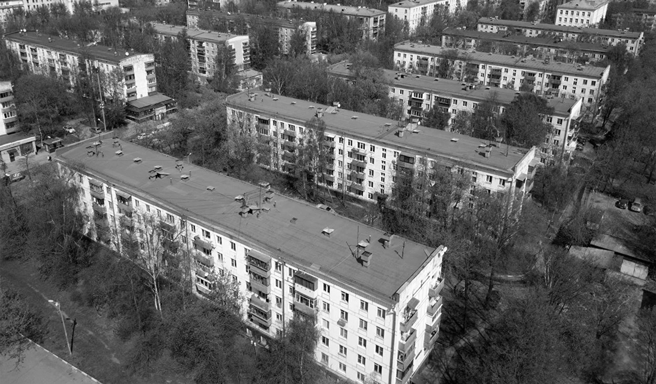 Вид на квартал с типовыми домами советских серий