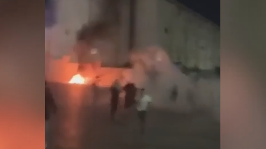 Протестующих у дипмиссий Израиля и США разогнали слезоточивым газом