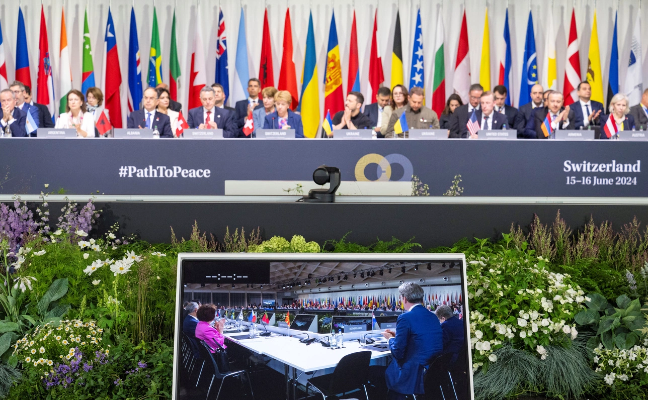 Urs Flueeler / Pool / Reuters