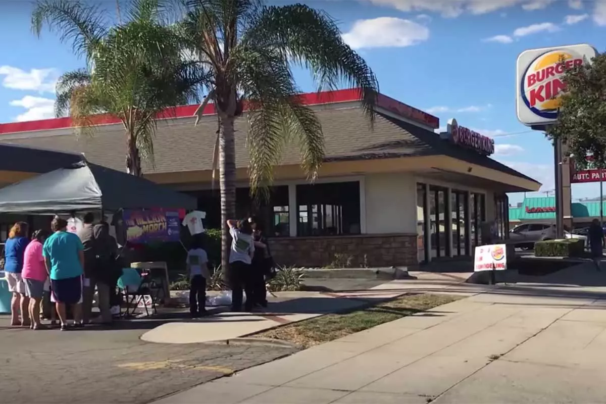 Burger King в калифорнийском городе Бербанк, США