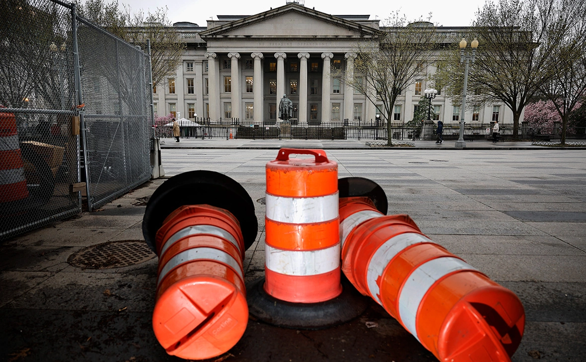 Chip Somodevilla / Getty Images