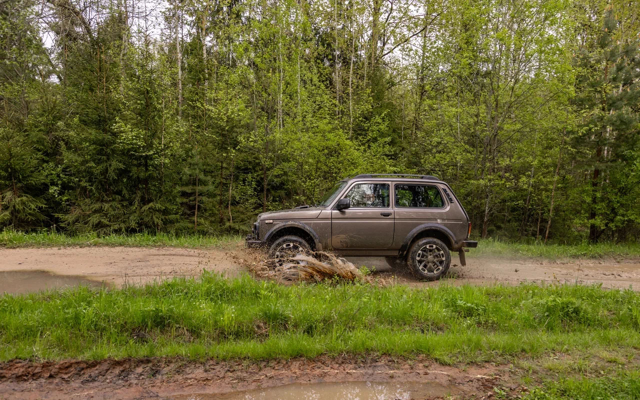 Lada Niva Sport