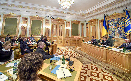 Первое заседание Конституционной комиссии в Киеве