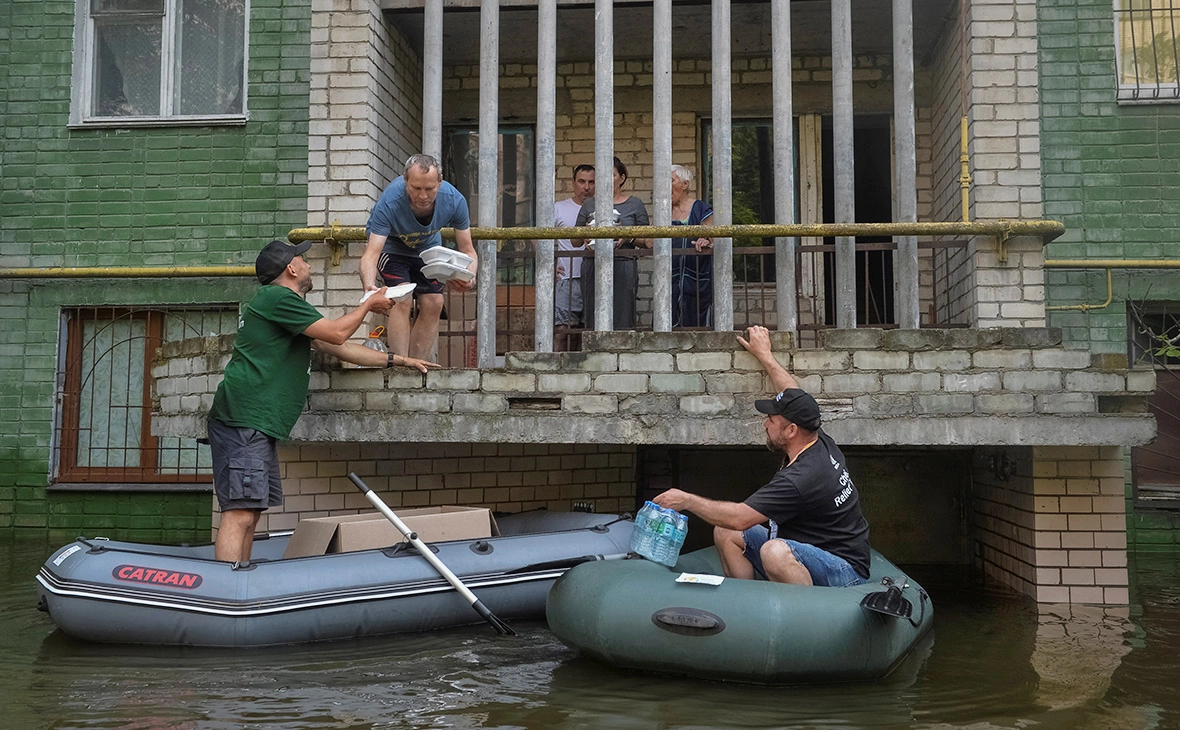 Oleksandr Klymenko / Reuters