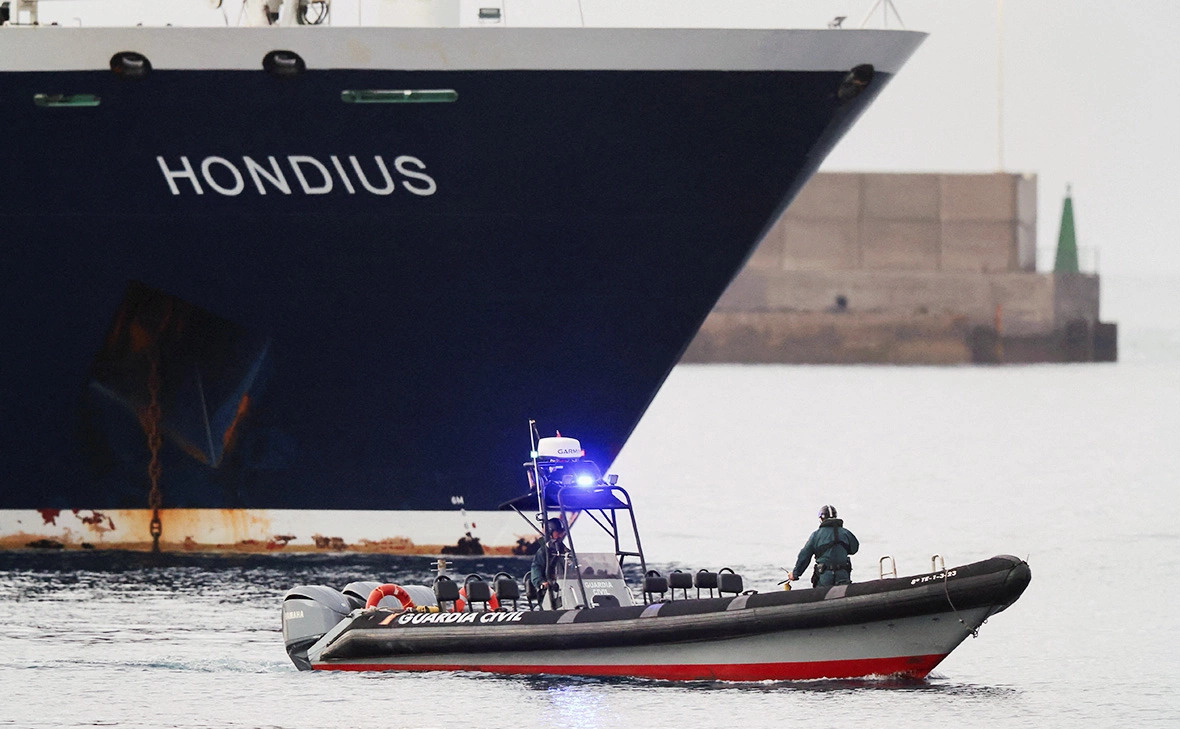 Hannah McKay / Reuters