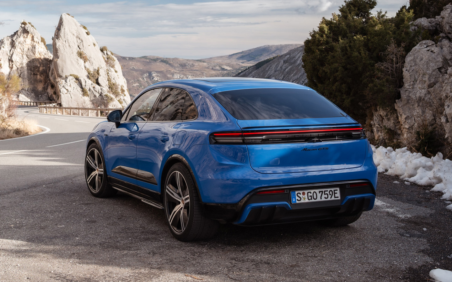 Porsche Macan GTS Electric
