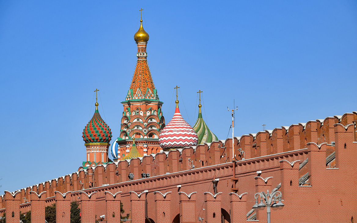 Moody's отозвало рейтинги России и ее регионов