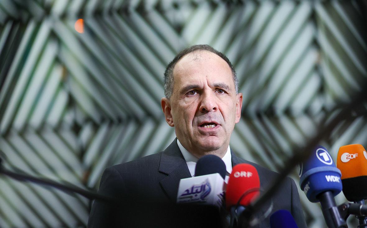 Kathimerini узнала, что США давят на Афины по вопросу поддержки Украины