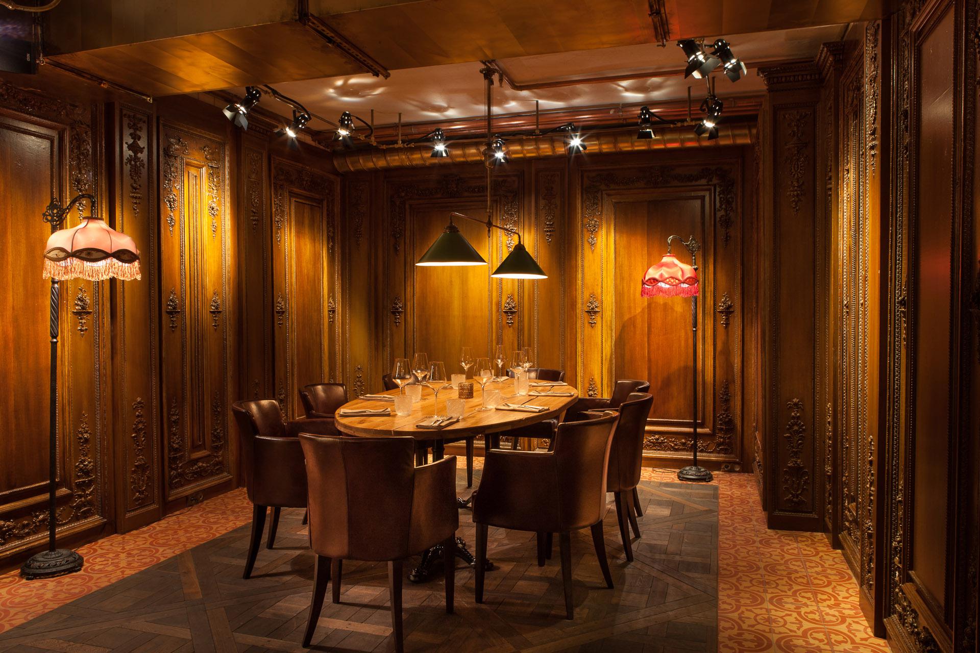 Интерьер ресторана &laquo;Матрешка&raquo;