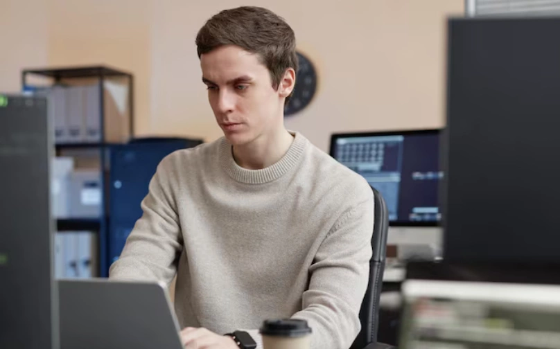 ru.freepik.com, seventyfour