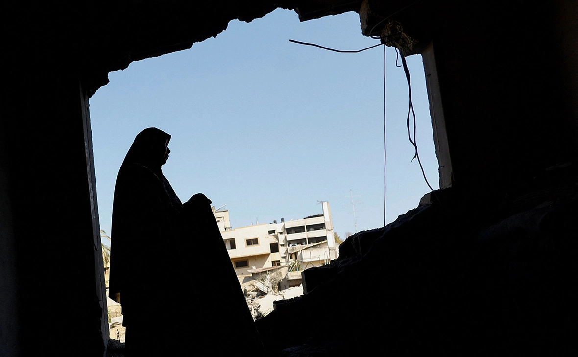 Mahmoud Issa / Reuters
