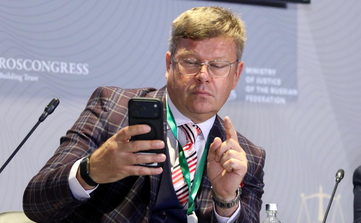 Дмитрий Губерниев