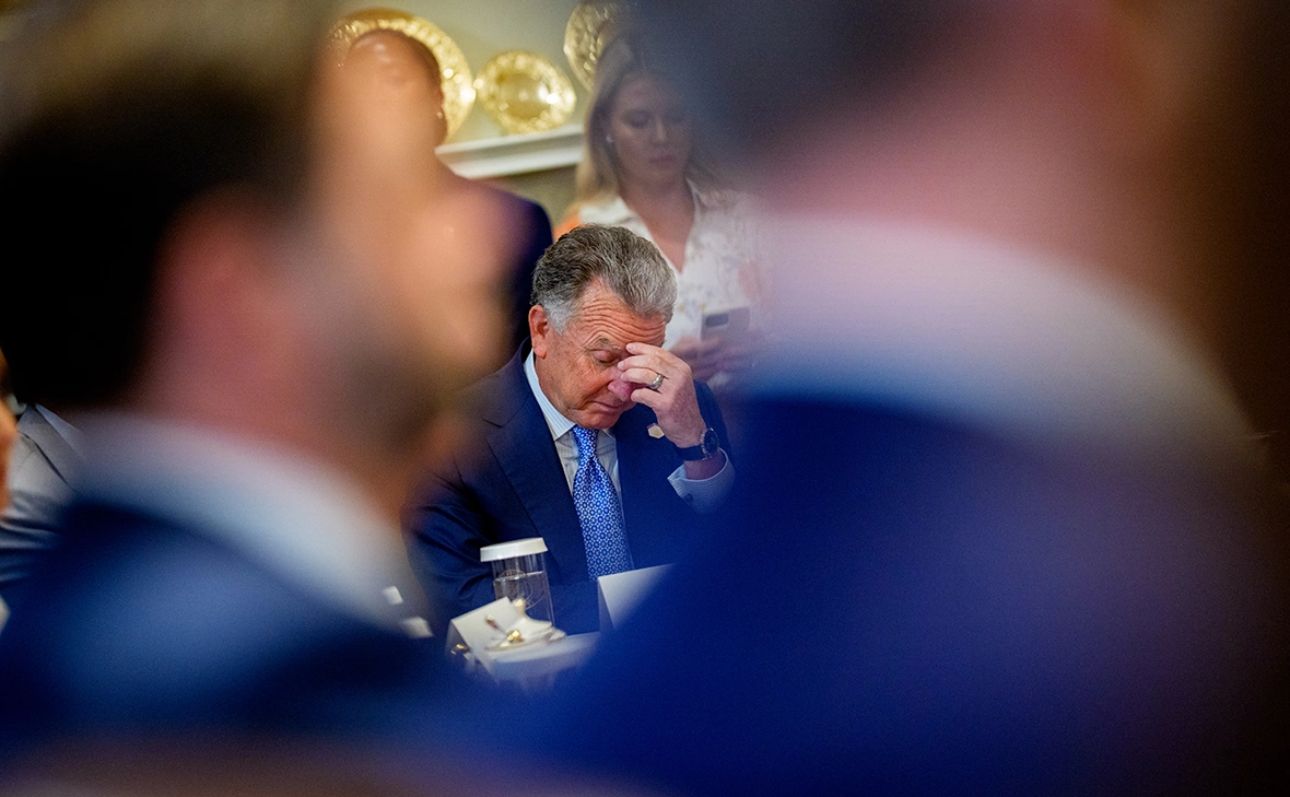 Andrew Harnik / Getty Images