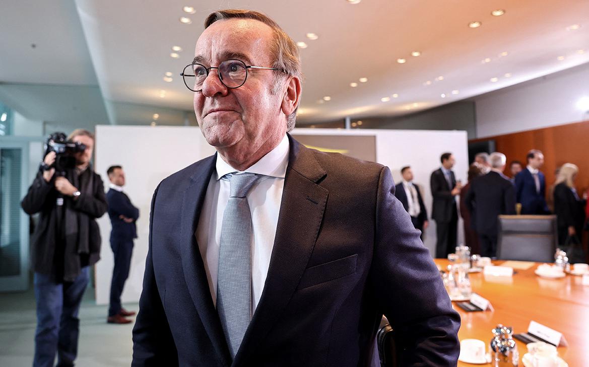 Писториус заявил, что не верит в возможность войны между Россией и НАТО