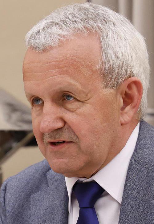 Валерий Кустов
